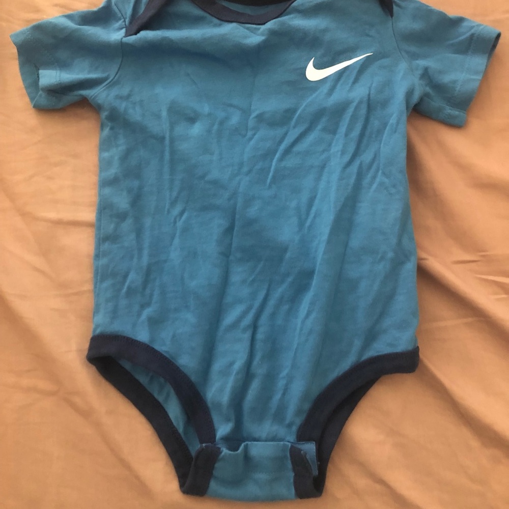 Pants and shirt set